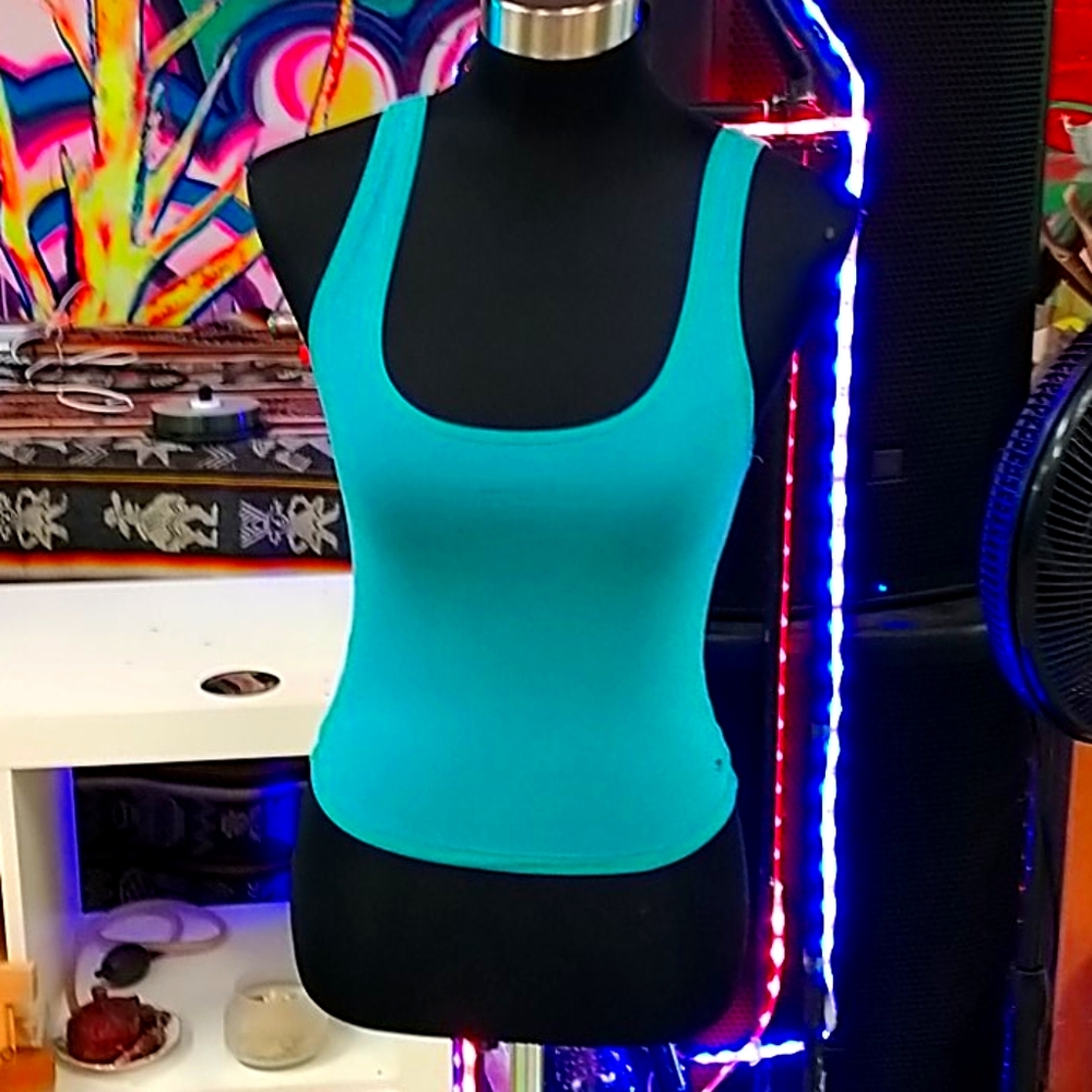 Super cute american eagle teal tank top!